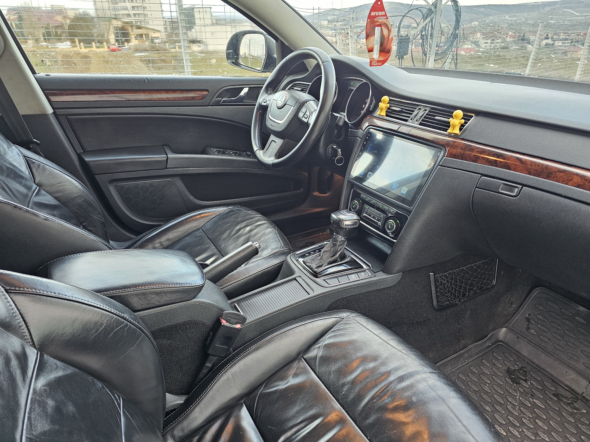 
								SKODA SUPERB DSG full									