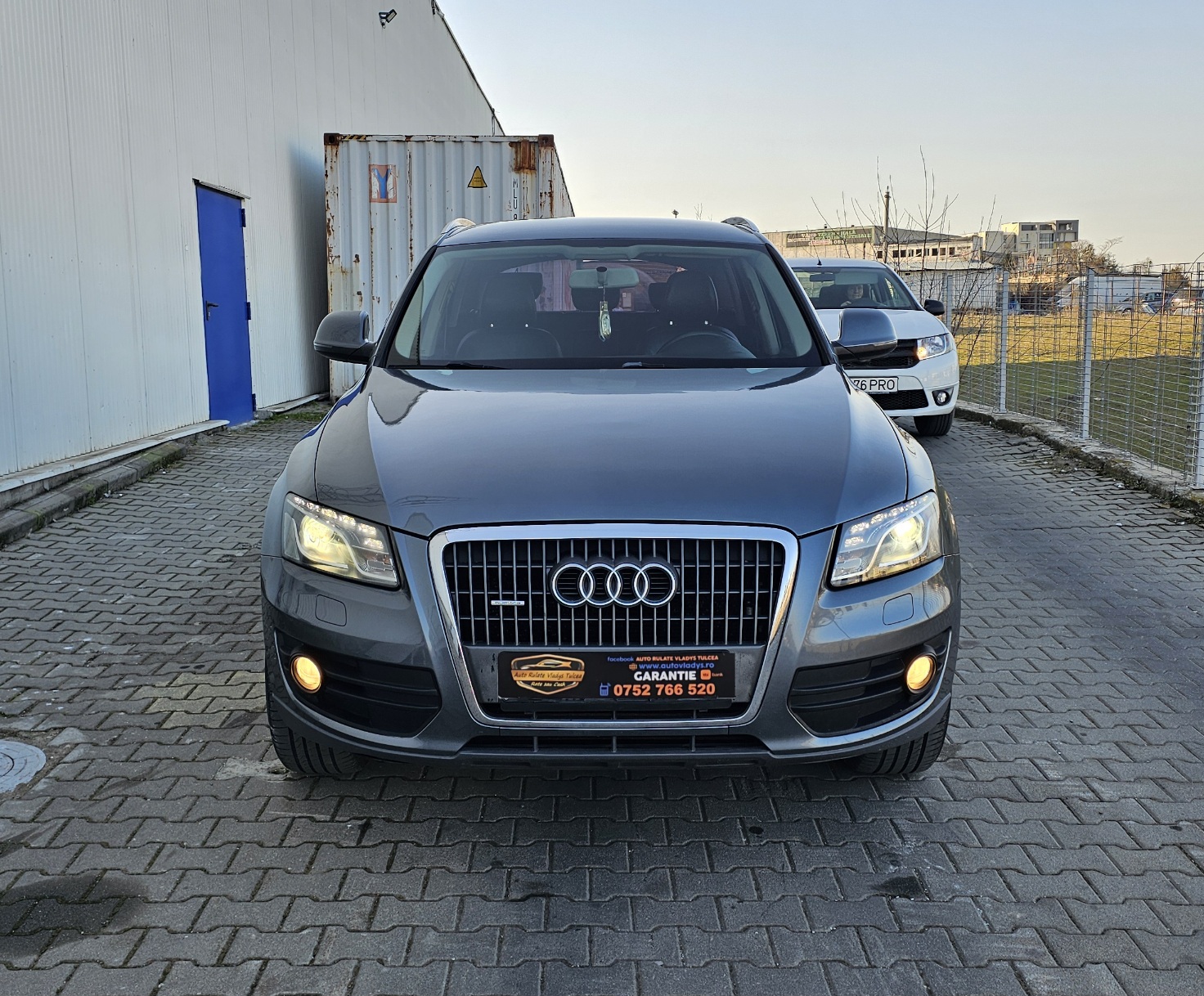 
								AUDI Q5 full									