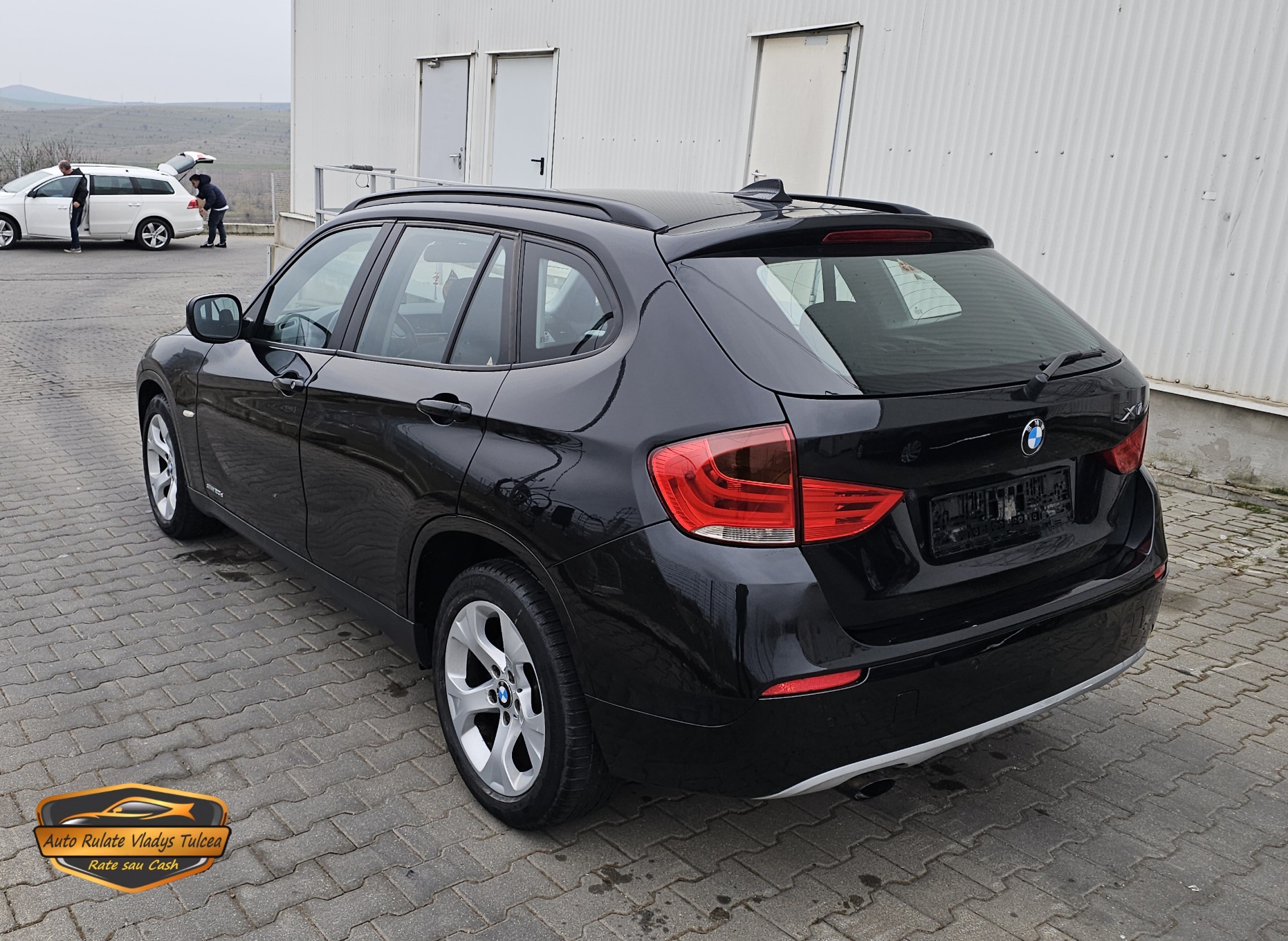
								BMW X1 S-DRIVE full									